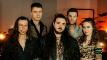 Caravel – Full Live Session