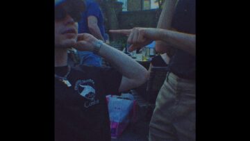 Eleni Drake – Red Moon in Paris (stripped back)