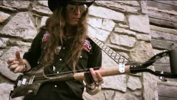 Motörhead ACE OF SPADES on the 3-String Shovel!