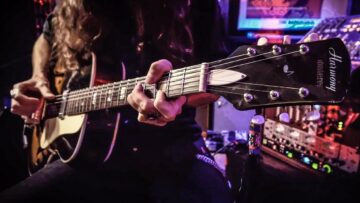 Soulful Blues Guitar Music to Chill To – “Feelin’ Good”