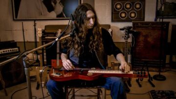 SUN STUDIO SESSIONS – Dark Was the Night, Cold Was the Ground Justin Johnson