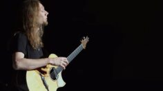 Encomium (Reverie) – Mike Dawes (Shows and Distancing: Live in the USA)