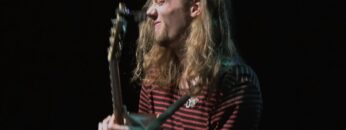 The Old Room – Mike Dawes (Shows and Distancing: Live in the USA)