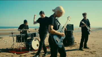 Spin Twice – Tidal Wave