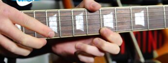 Super Fast Van Halen Style Two Hand Tapping – even for BEGINNERS!