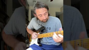 RHCP ‘Under The Bridge’ Fingerstyle by zeppelinbarnatra/Nathaniel Murphy