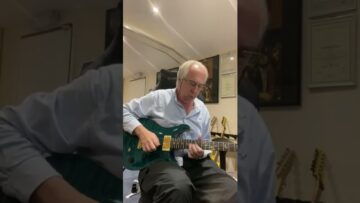 Santana, smooth intro😊