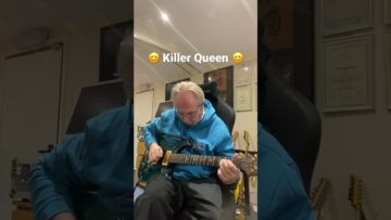 The great solo from the equally great Brian May 😊